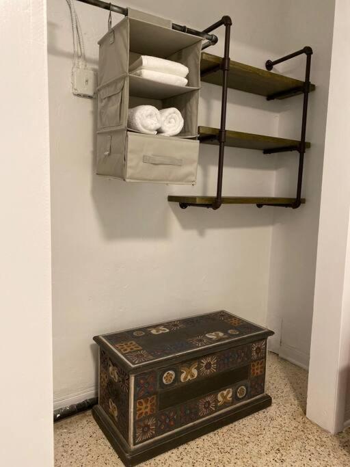 Stayover In Miami Home 2Br - 1Bth - Free Parking Ngoại thất bức ảnh